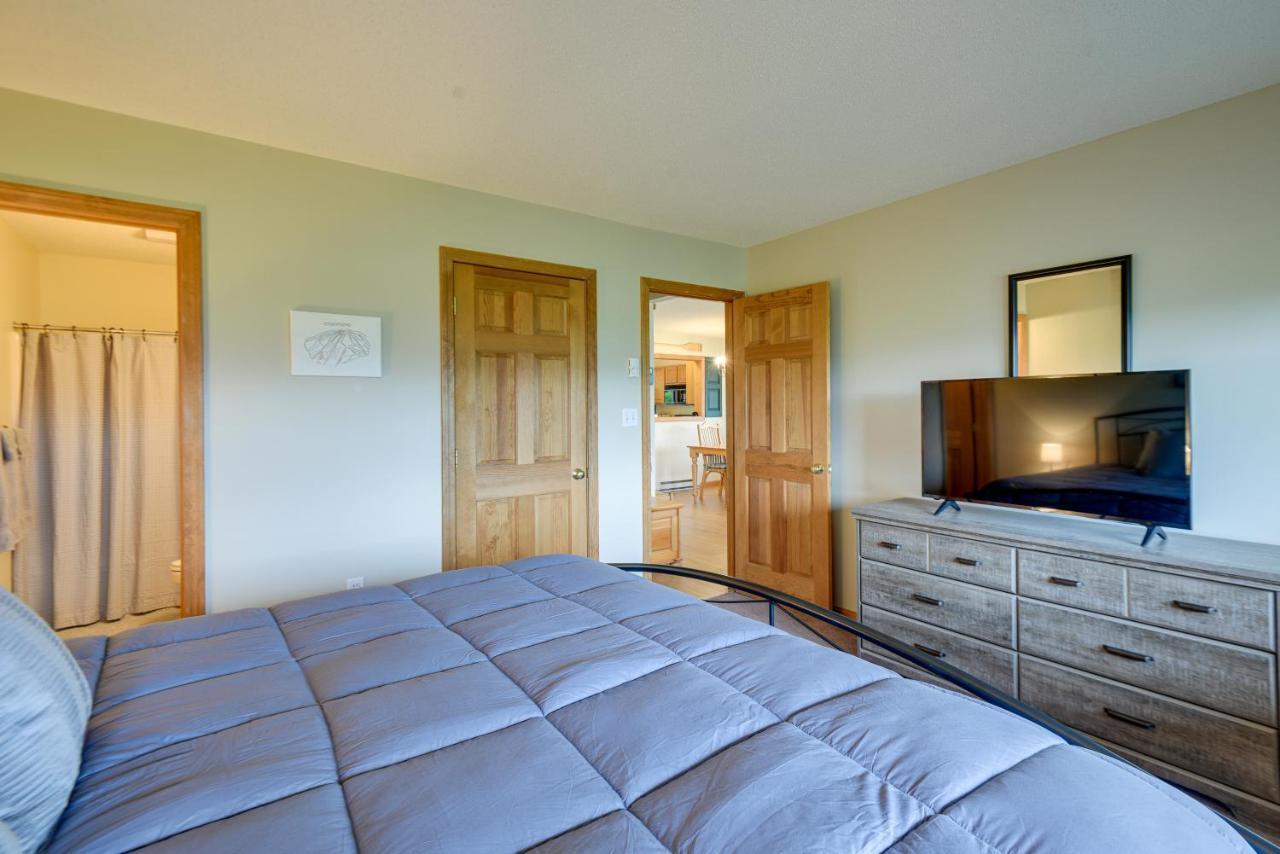 Bartlett Condo With Mountain View And Outdoor Pool! Exterior photo